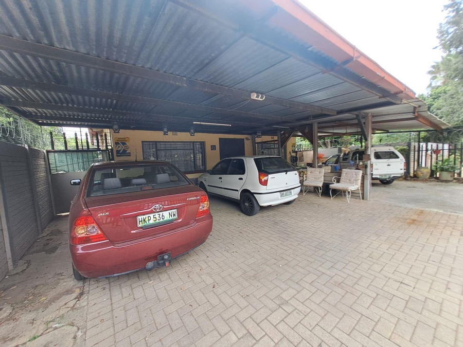 3 Bedroom Property for Sale in Oos Einde North West